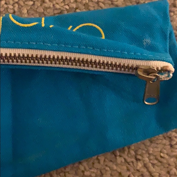 Flight 001 pouch - Picture 10 of 16